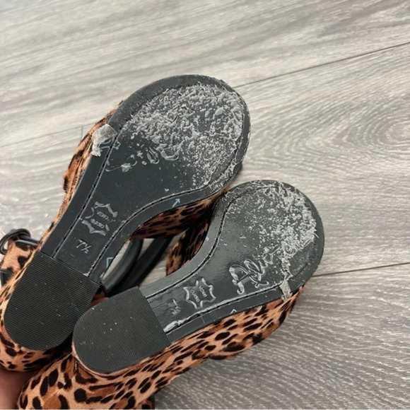 Alice+ Olivia leopard platforms - Picture 5 of 7